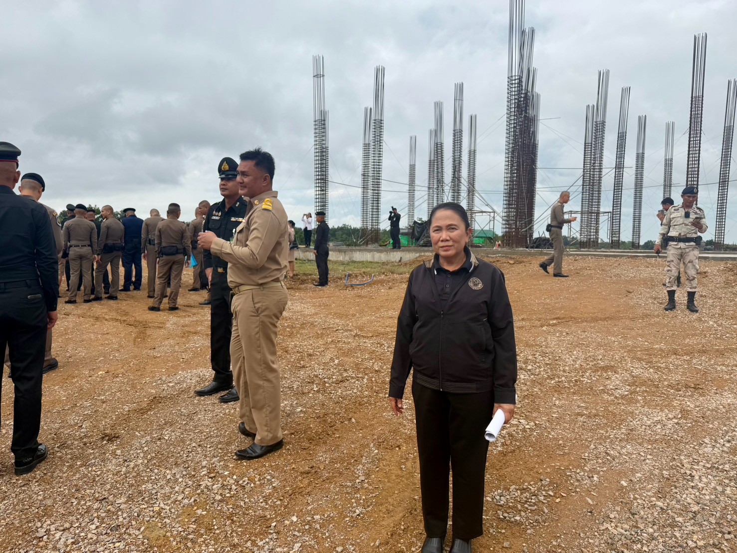 title - สำนักงานการปฏิรูปที่ดินจังหวัดเพชรบูรณ์ เข้าร่วมการประชุมและลงพื้นที่สำรวจเตรียมความพร้อม รองรับการปฏิบัติภารกิจของเจ้าคุณพระสินีนาถ พิลาสกัลยาณี ณ วัดป่าซับคำกอง อำเภอหนองไผ่ จังหวัดเพชรบูรณ์  